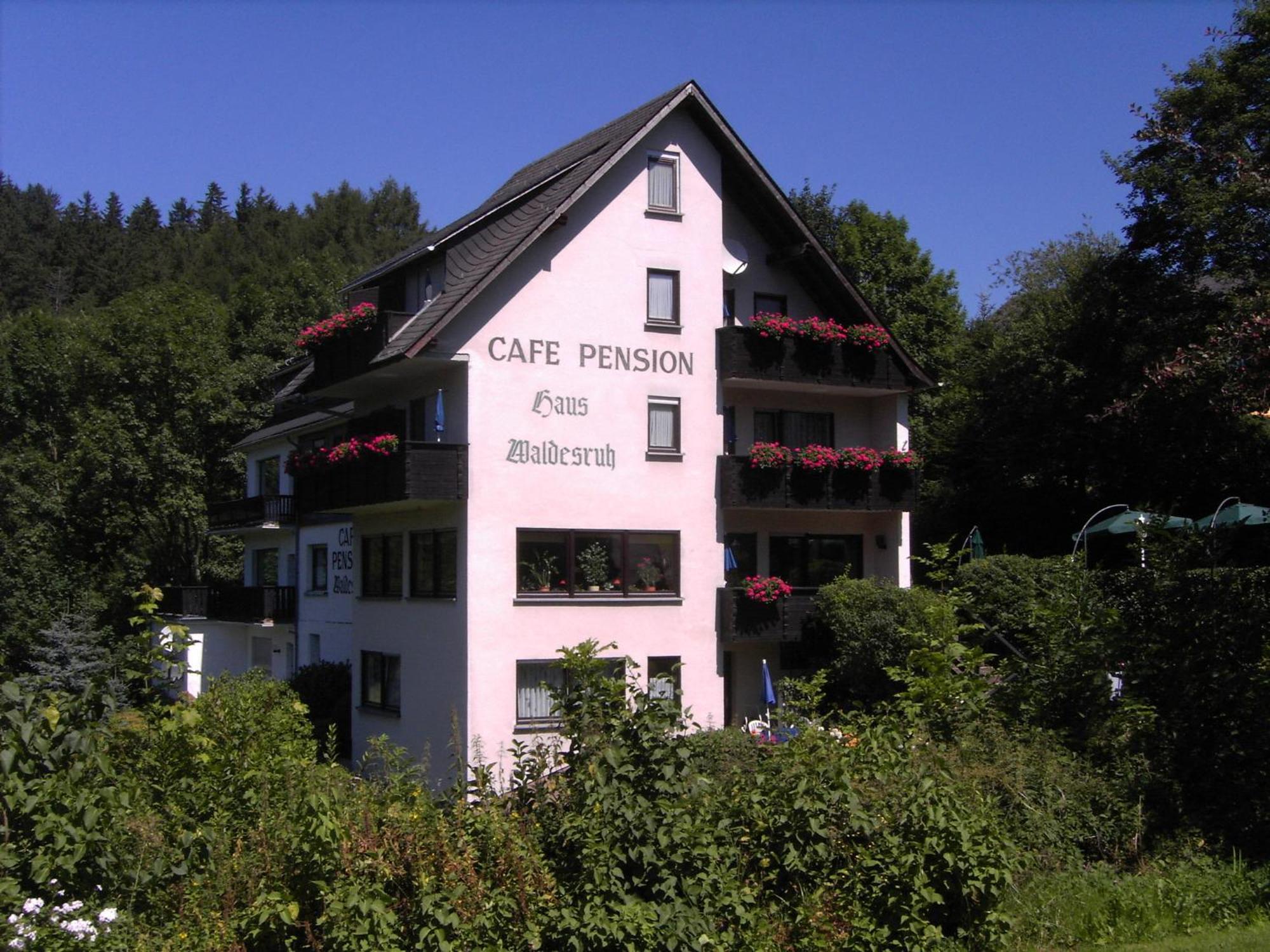 Cafe-Pension Waldesruh Виллинген Экстерьер фото