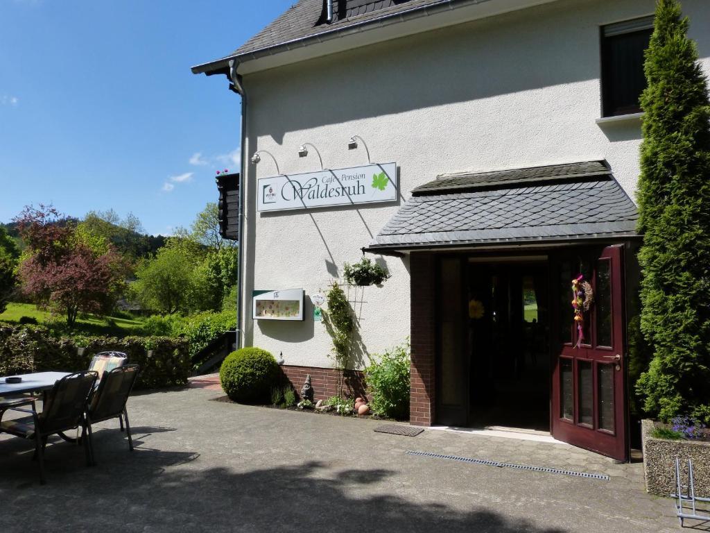 Cafe-Pension Waldesruh Виллинген Экстерьер фото